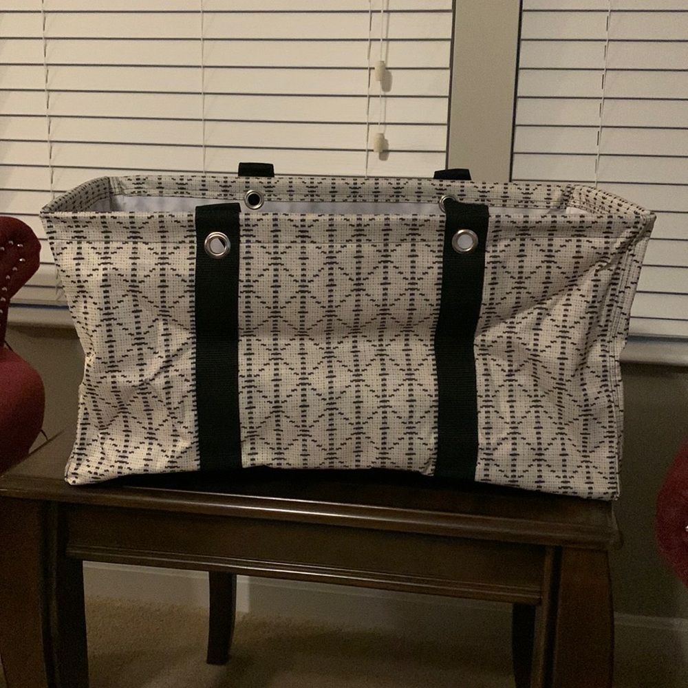 Thirty-One Large Utility Tote